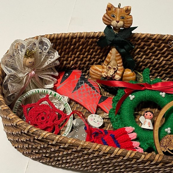 Mixed Lot of 13 Christmas Ornament For Tree Crafts Wreath Making Tier Tray Decor - Picture 4 of 9